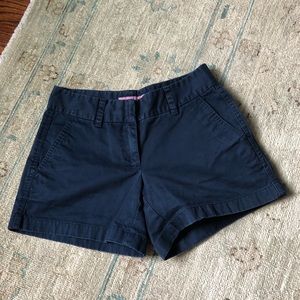 Vineyard Vines 5 inch Everyday Shorts in navy